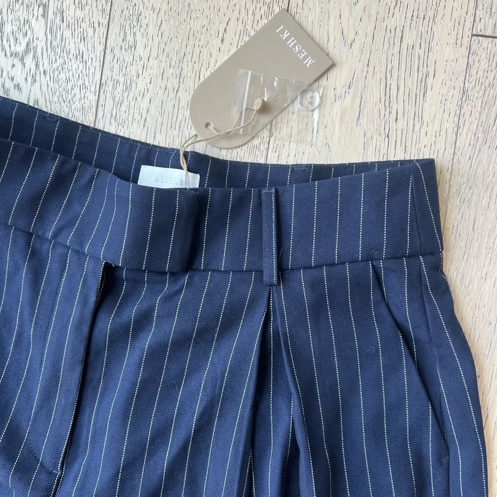 NWT Meshki “Jacqueline” Navy Pinstripe Wide-Leg Pants - Picture 8 of 16